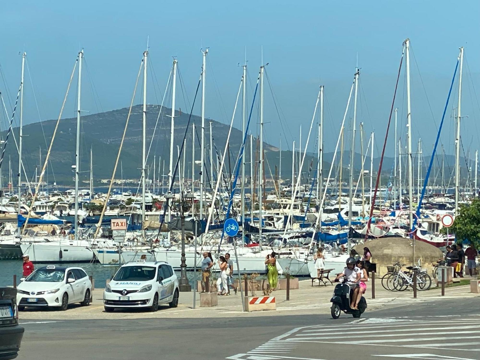 Appartamento Isola Catalana Алгеро Екстериор снимка
